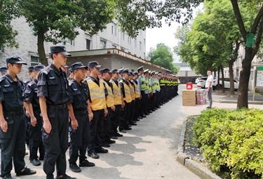 心系队员 情暖中秋 ——公司中秋节慰问一线队员